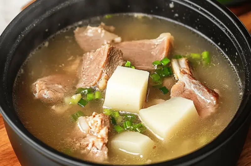 Taiwanese Pork Rib and Daikon Soup