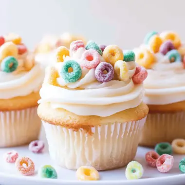 Cereal and Milk Cupcakes with Cereal Milk Buttercream