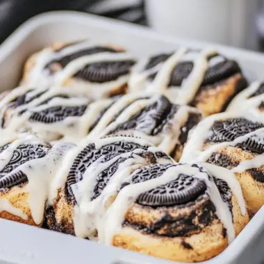 Oreo Cinnamon Rolls