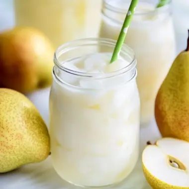 Creamy Pear Lemonade