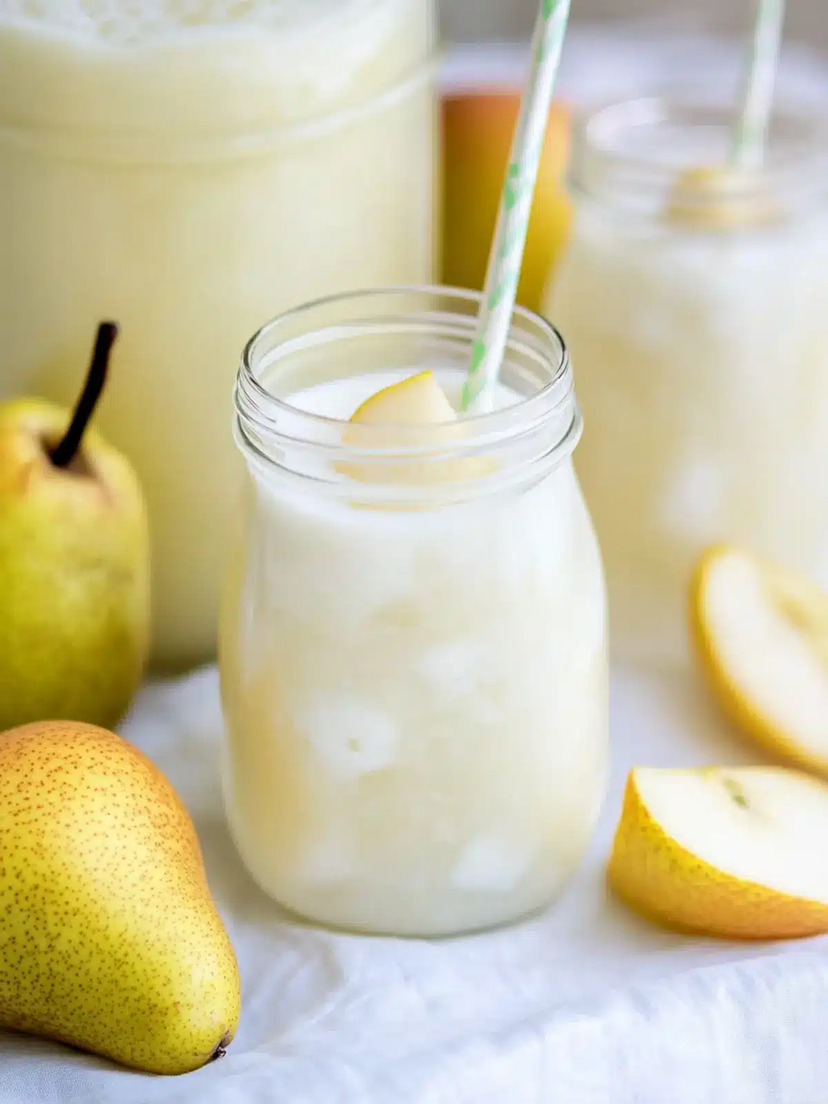 Creamy Pear Lemonade