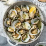 Steamed Clams with White Wine, Garlic and Butter