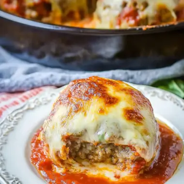 Low Carb Stuffed Pizza Burgers
