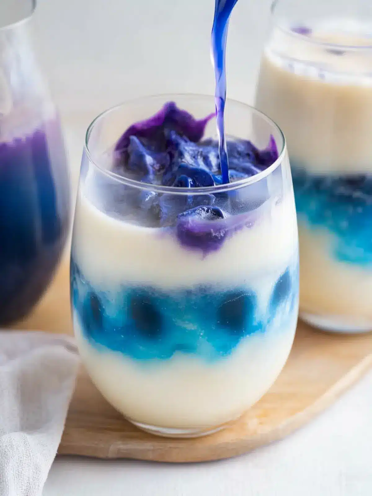 Delight in Butterfly Pea Milk Tea for a Vibrant Treat 4 Butterfly Pea Milk Tea