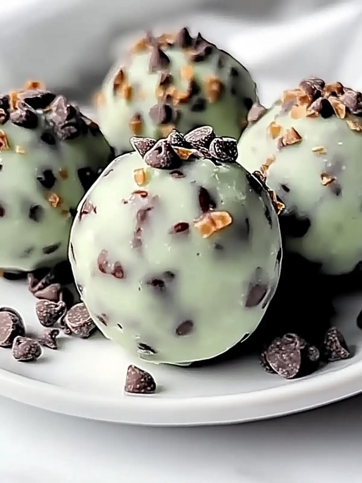Mint Chocolate Chip Protein Balls for a Guilt-Free Snack 4 Mint Chocolate Chip Protein Balls