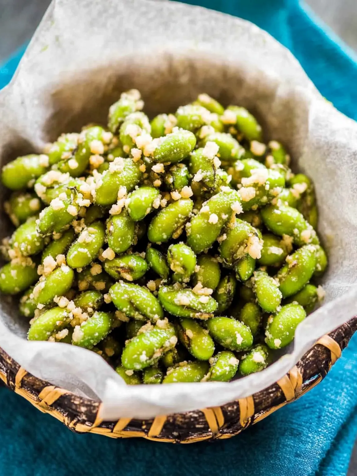 Crispy Parmesan Garlic Edamame: Snack Time Just Got Elevated 2 Crispy Parmesan Garlic Edamame