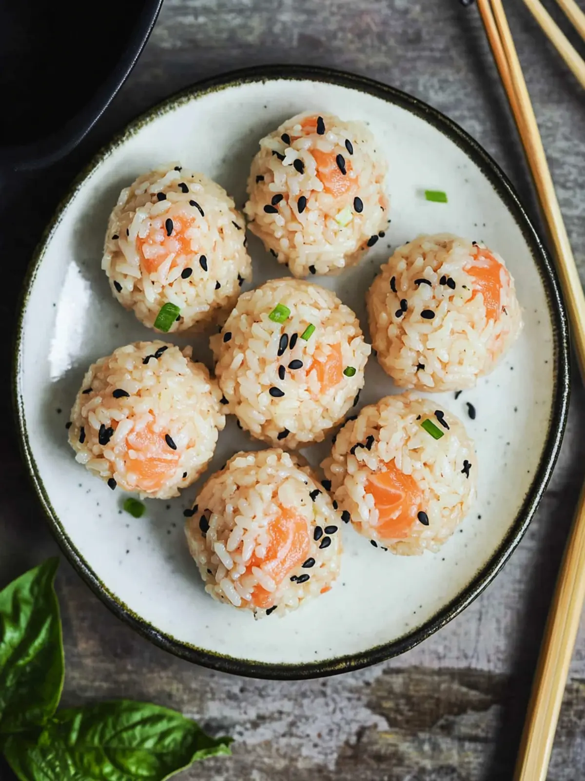 Irresistible Salmon Rice Balls You Can Make in 10 Minutes 4 Salmon Rice Balls