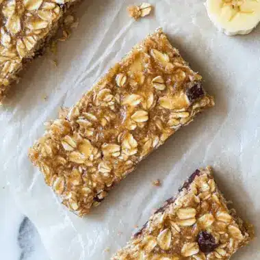 Deliciously Easy Banana Oatmeal Bars for Quick Snacking 9 Banana Oatmeal Bars