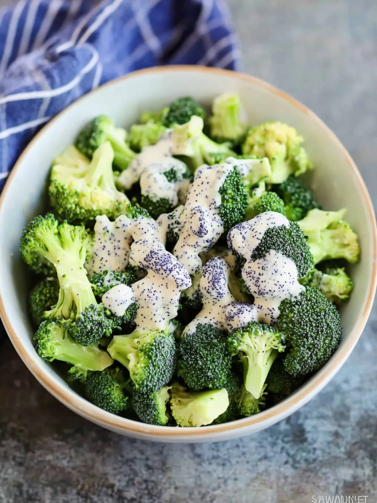 Delicious Skinny Broccoli Salad with Poppy Seed Dressing Magic 3 Skinny Broccoli Salad with a Poppy Seed Dressing